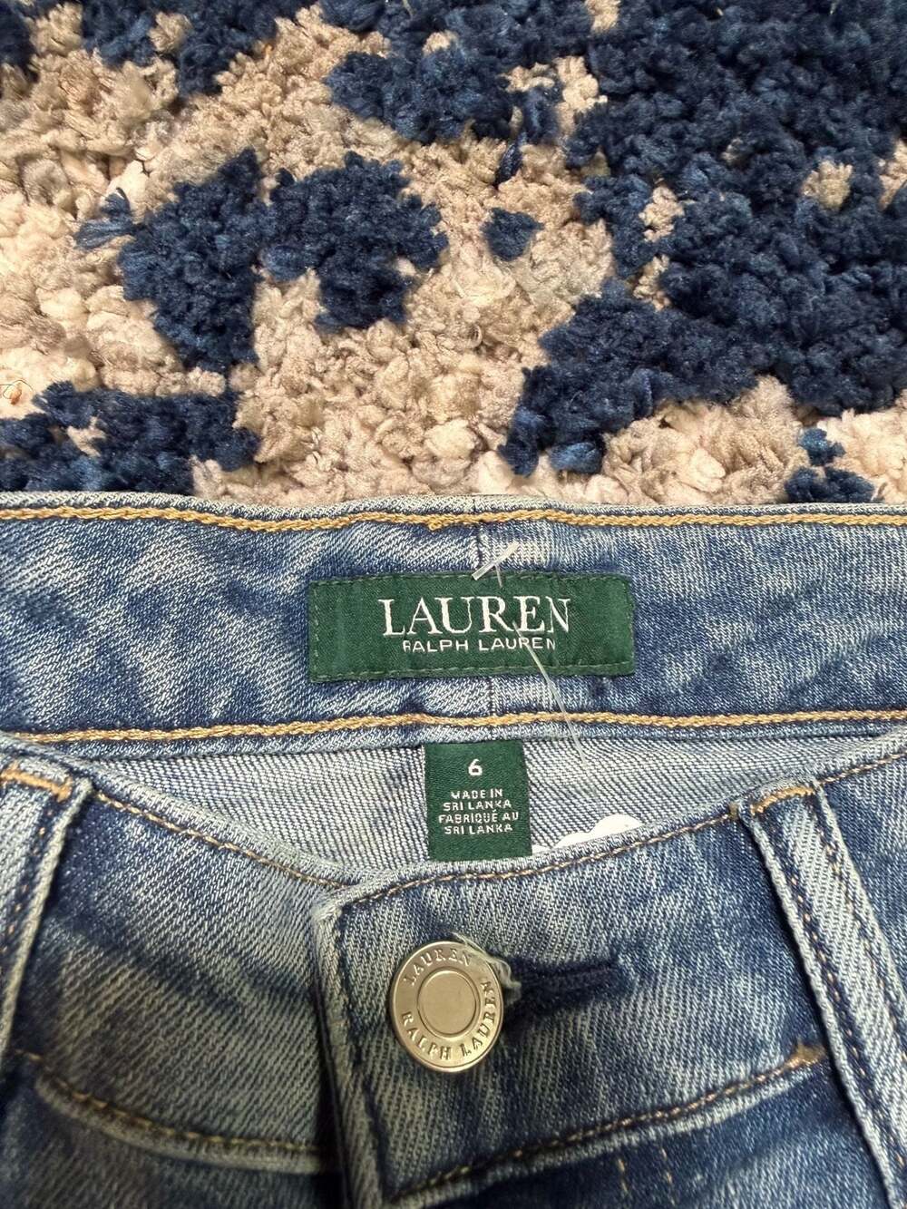 Lauren Ralph Lauren Women's Light Wash Skinny Jeans Metallic Side Stripe Size 6 - Picture 2 of 5